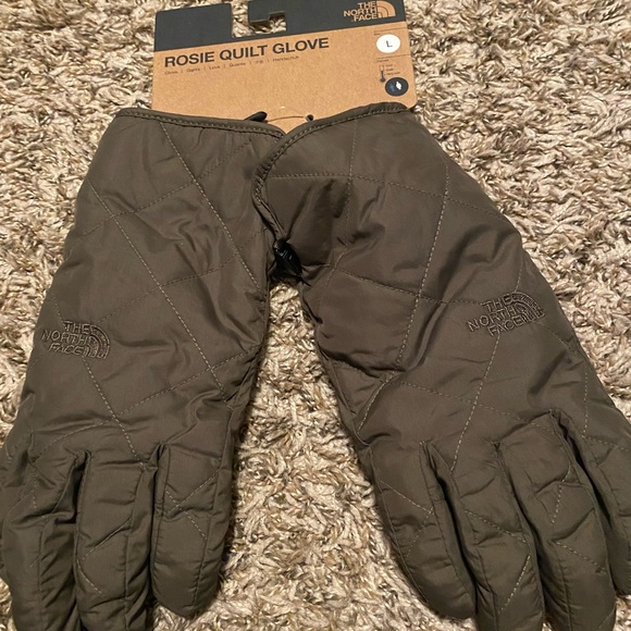 The North Face “Rosie Quilt Glove” - Picture 2 of 4
